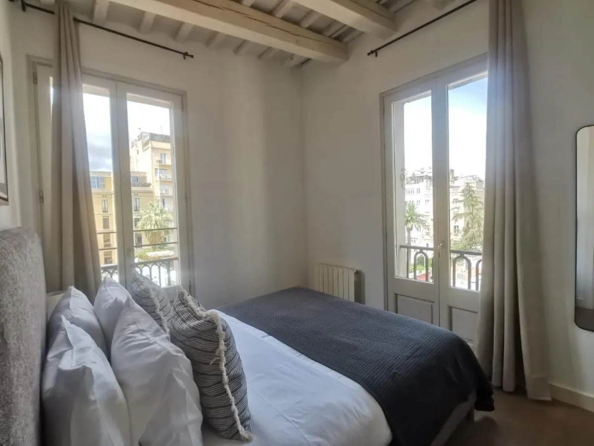 아파트 Luxury 2Br Central Location 바르셀로나